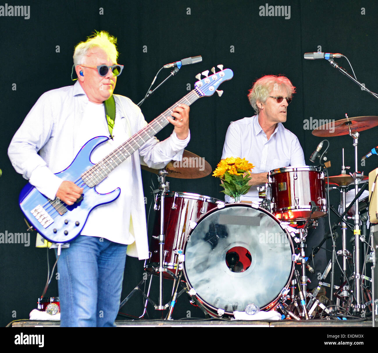 Great Tew, Oxfordshire, UK. 11 juillet, 15. Trevor Horn avec Lol Creme, Sea & Stewart Copland apparaissant sur la scène principale à cette ans Cornbury Crédit : charlie bryan/Alamy Live News Banque D'Images