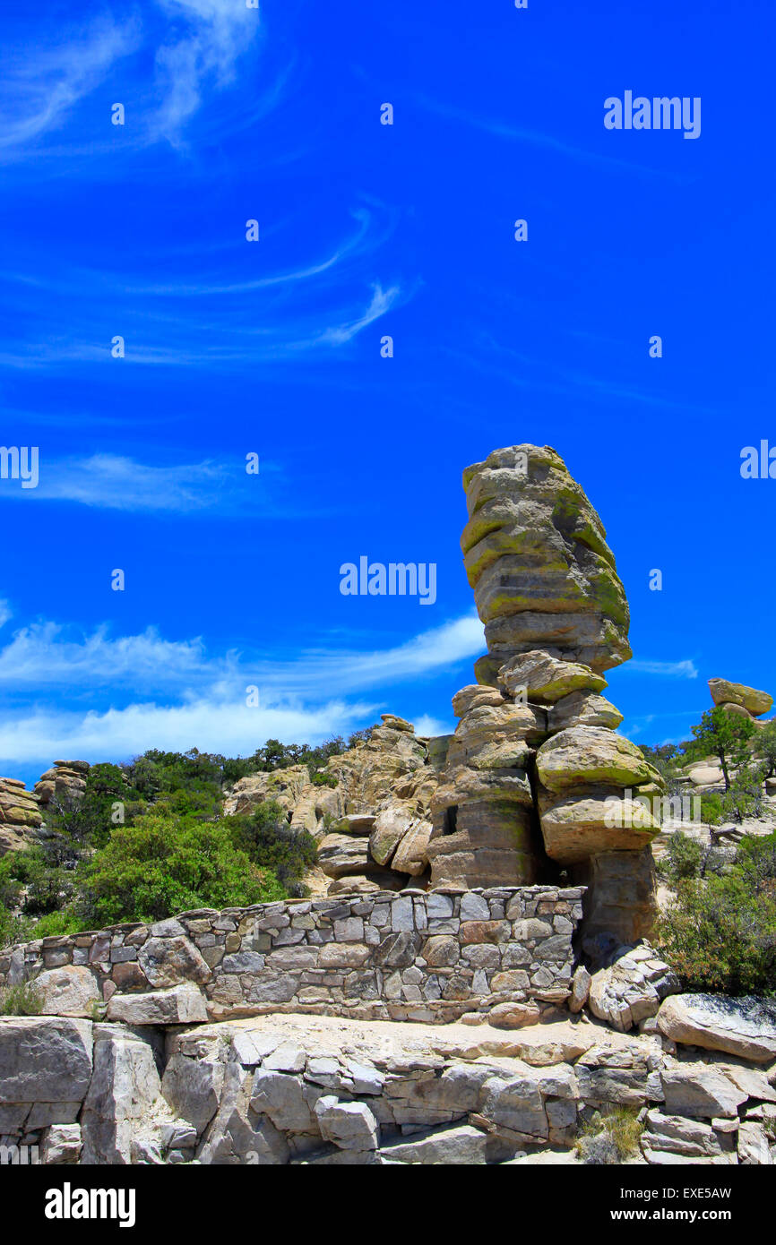 Affleurement rocheux dans les montagnes Santa Catalina, Tucson AZ Banque D'Images