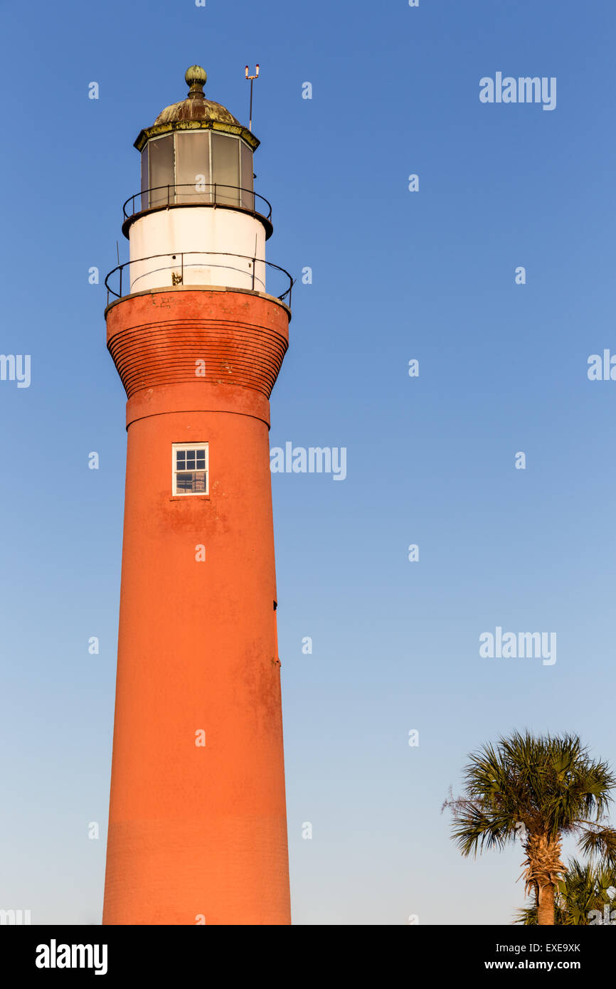 Saint John's River Lighthouse situé sur la station navale de Mayport de Jacksonville, Floride. Banque D'Images