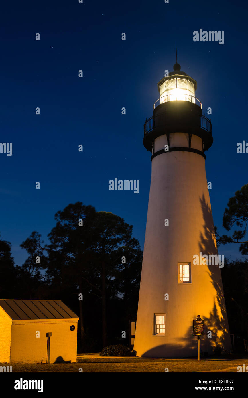 Amelia Island phare au crépuscule, Fernandina Beach, Floride Banque D'Images