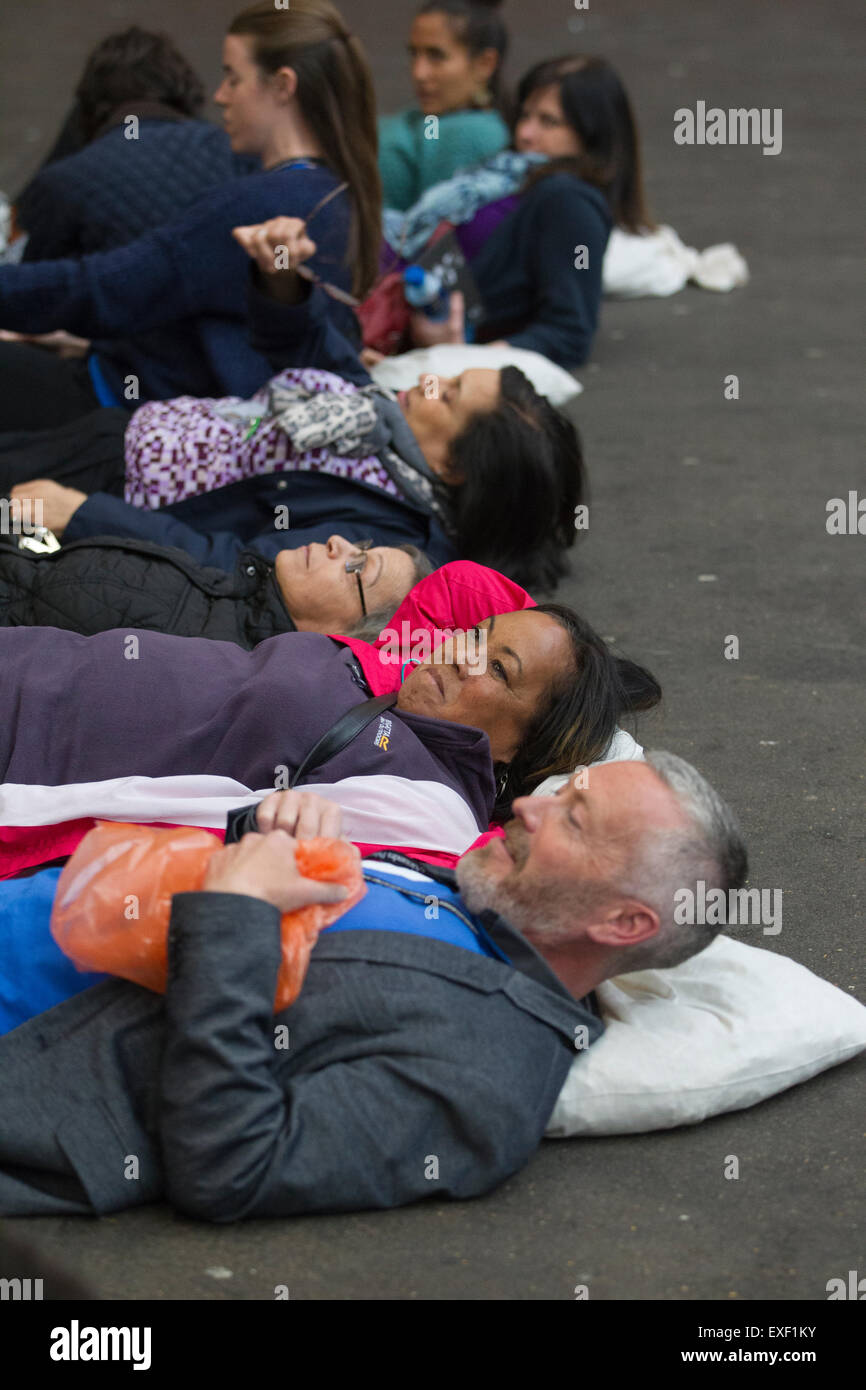Les participants à l'Alexandra Palace de l'exposition commémorative du centenaire de la Première Guerre mondiale sur le front intérieur, UK Banque D'Images