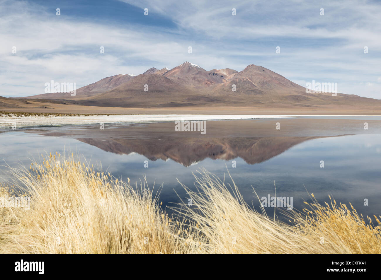 Vue sur laguna canape avec vue sur la montagne Banque D'Images