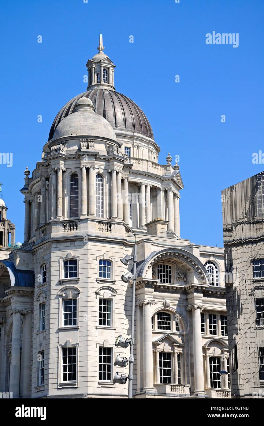 Port of Liverpool Building anciennement connu sous le nom de Mersey Docks and Harbour Board Bureau à Pier Head, Liverpool. Banque D'Images