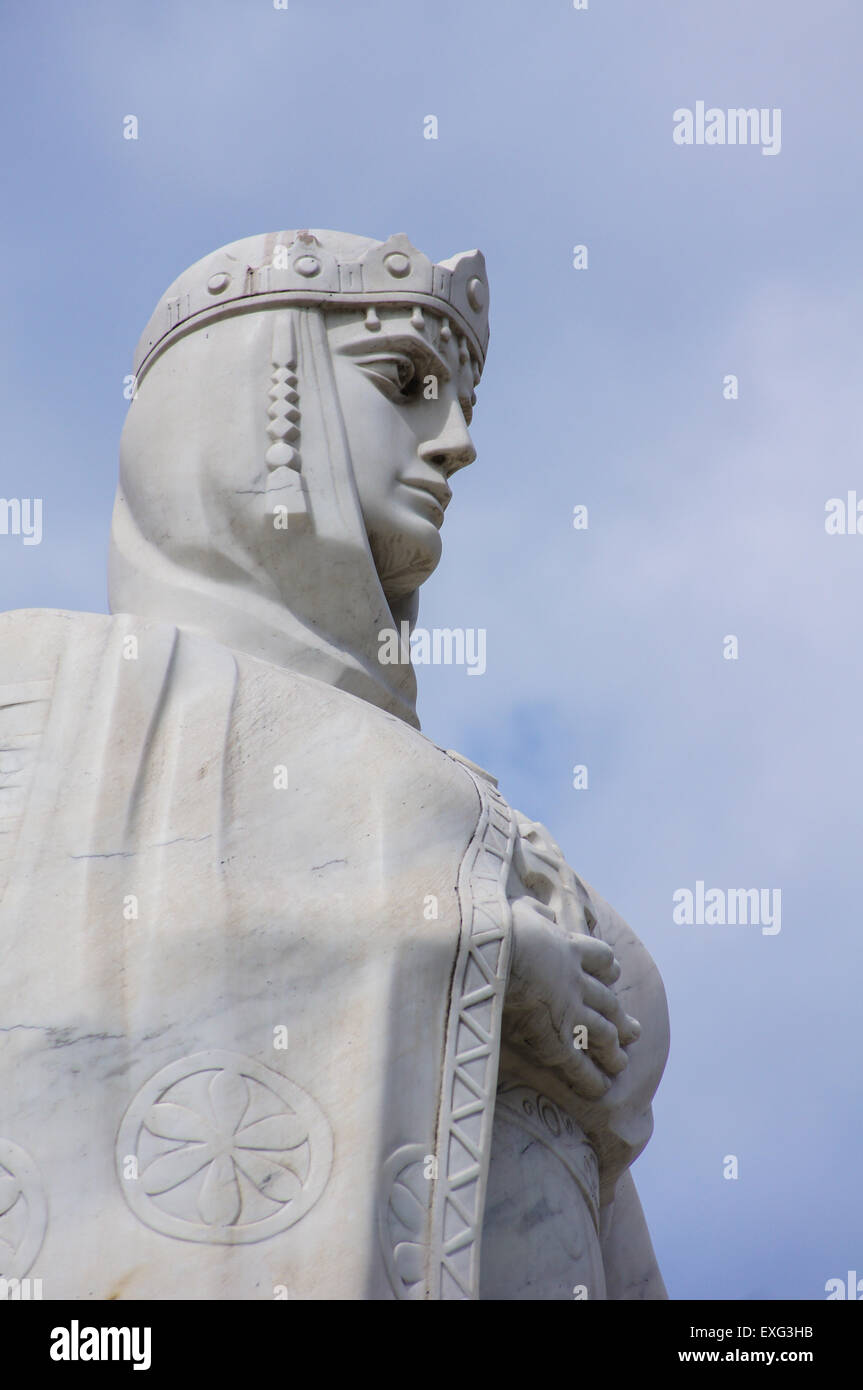 KIEV, UKRAINE - le 11 juin 2015:Monument de la Princesse Olga, Saint Apôtre André le premier appelé et l'égalité aux apôtres Cyrille et Méthode Banque D'Images