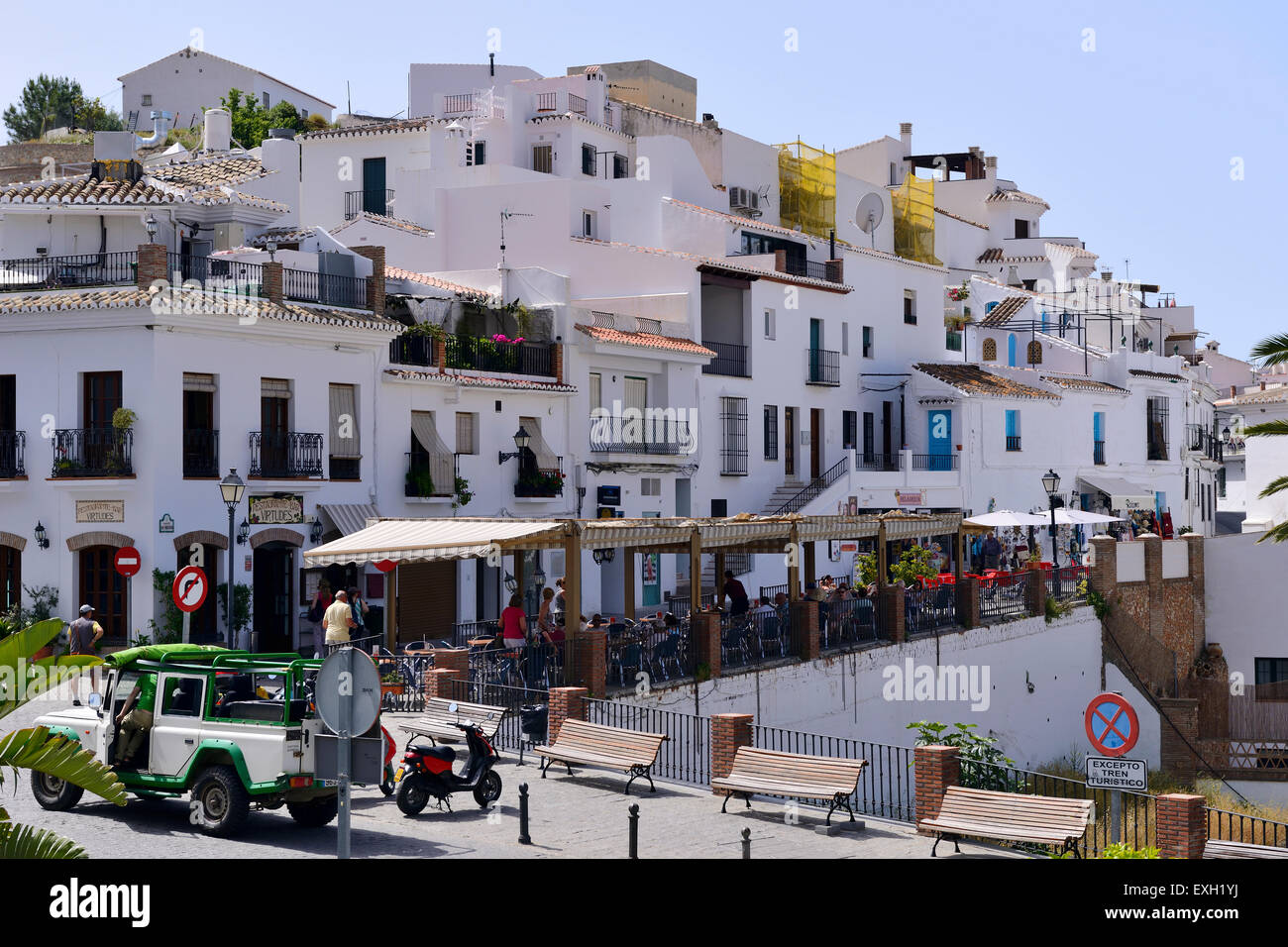 Centre historique de la vieille ville de Nerja, près de ...