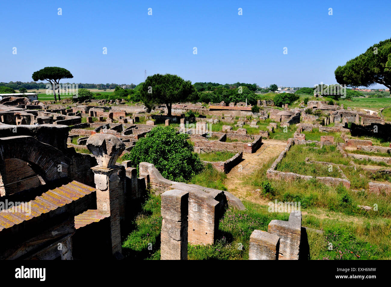Vue des ruines d'Ostia Antica, l'ancien port de Rome, Italie. Photo par Paul Heyes, Mardi 2 juin 2015. Banque D'Images