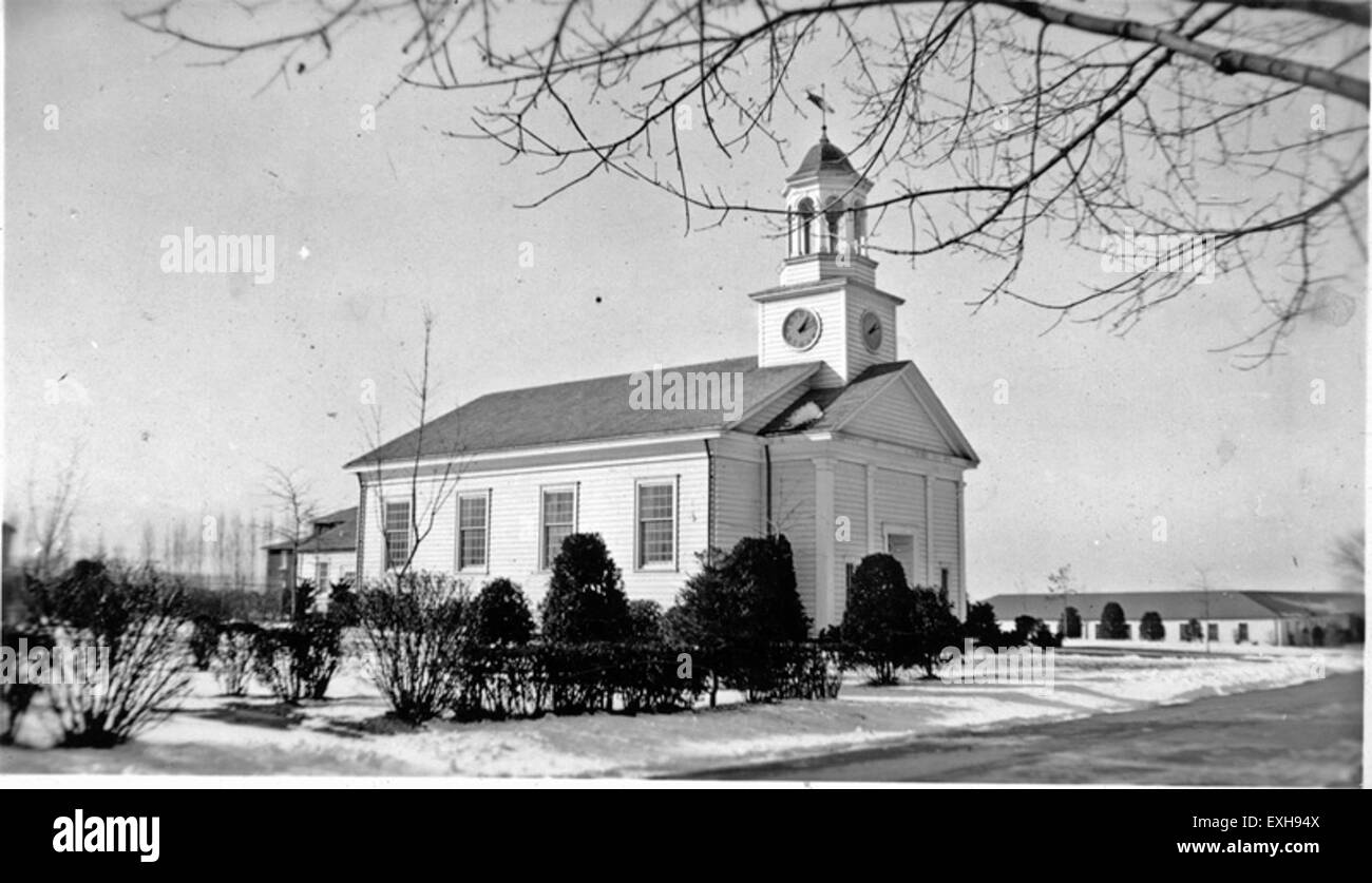 Cette image montre des employés de la fonction publique civile à Farnhurst, Delaware. Ces travailleurs ont contribué à divers projets de services communautaires pendant la seconde Guerre mondiale, reflétant les valeurs mennonites de non-violence et de service aux autres en temps de conflit. Banque D'Images