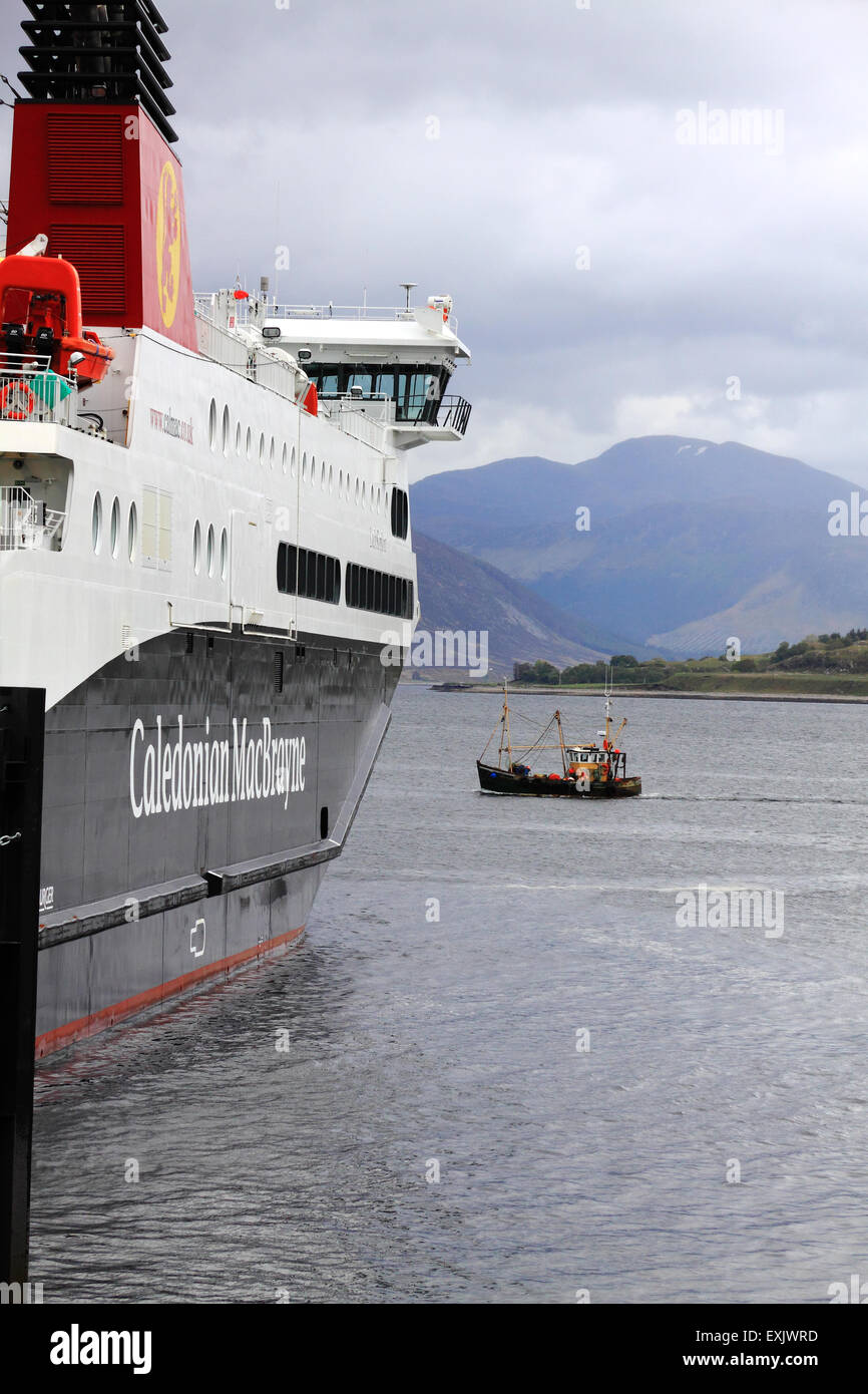 MV Loch Seaforth, accosté à Ullapool, Loch Broom, les Highlands écossais Banque D'Images