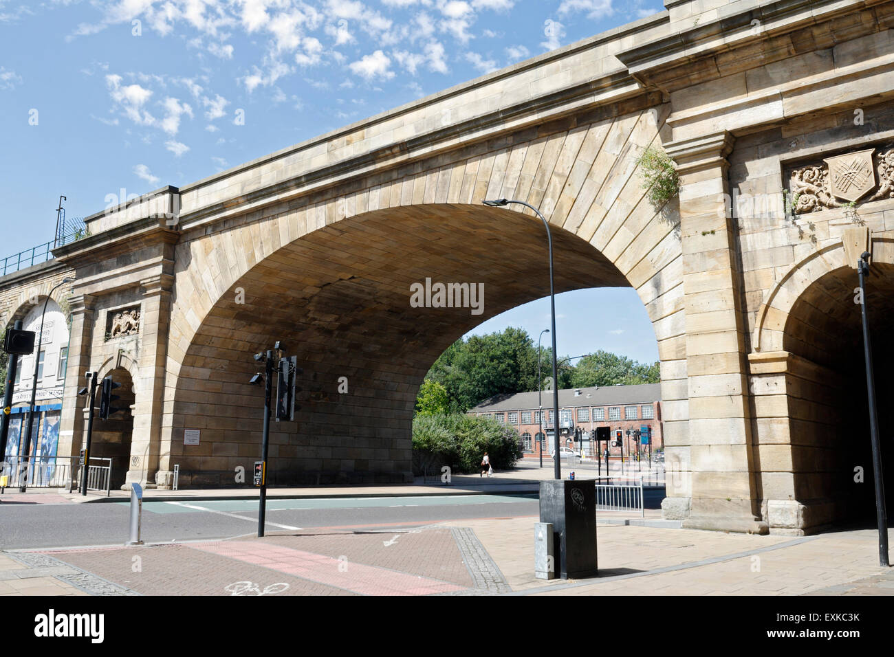 Le viaduc de chemin de fer d'Arches en osier à Sheffield, Angleterre, Royaume-Uni Banque D'Images