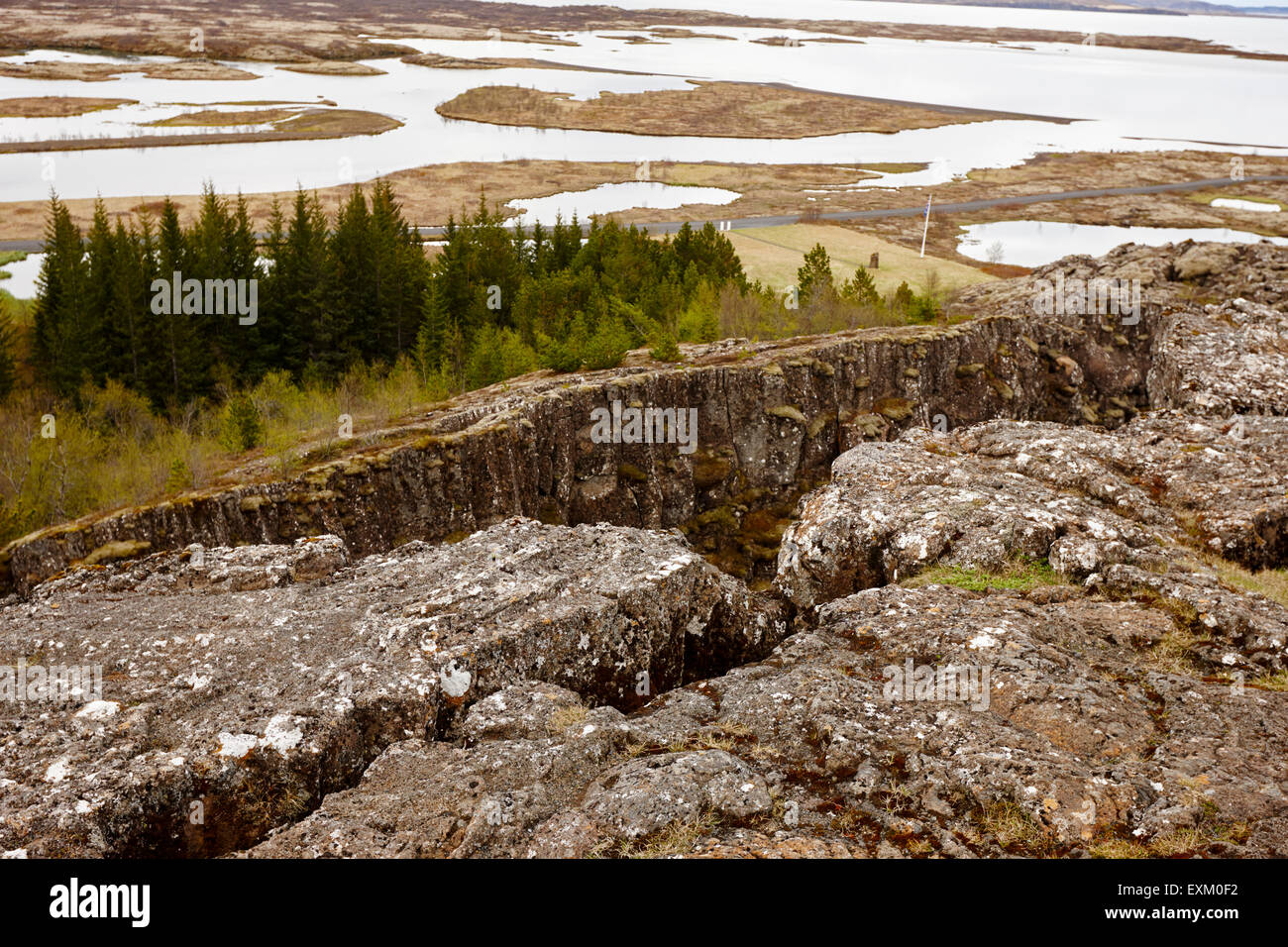 Ligne de faille Almannagja dans la dorsale médio-atlantique plaque nord-américaine le parc national de Thingvellir Islande Banque D'Images