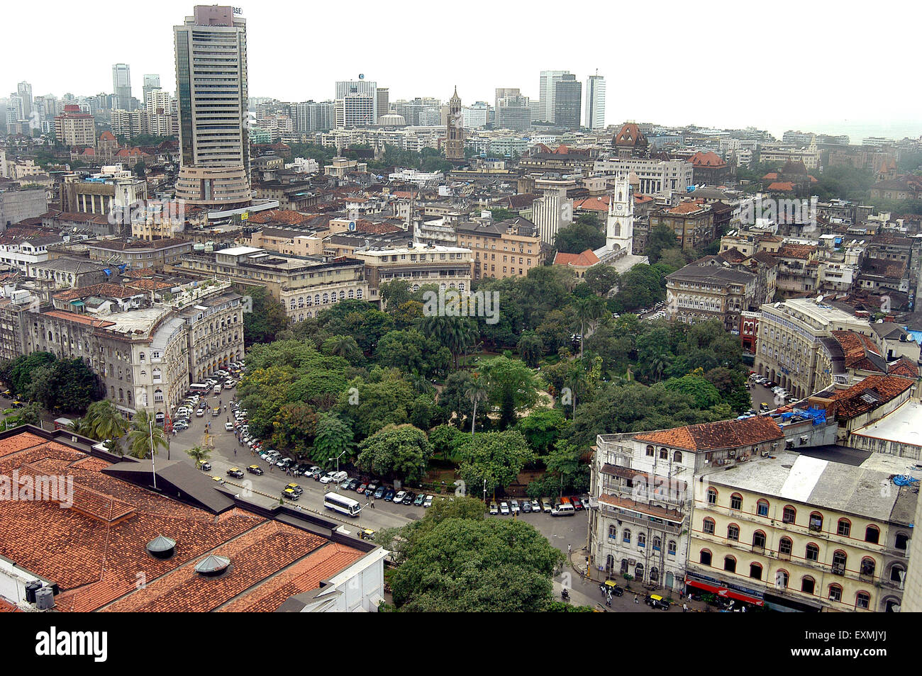 Vue aérienne de cercle vert Hornimon dans le quartier central des affaires de Bombay maintenant Mumbai Maharashtra ; Inde ; Banque D'Images