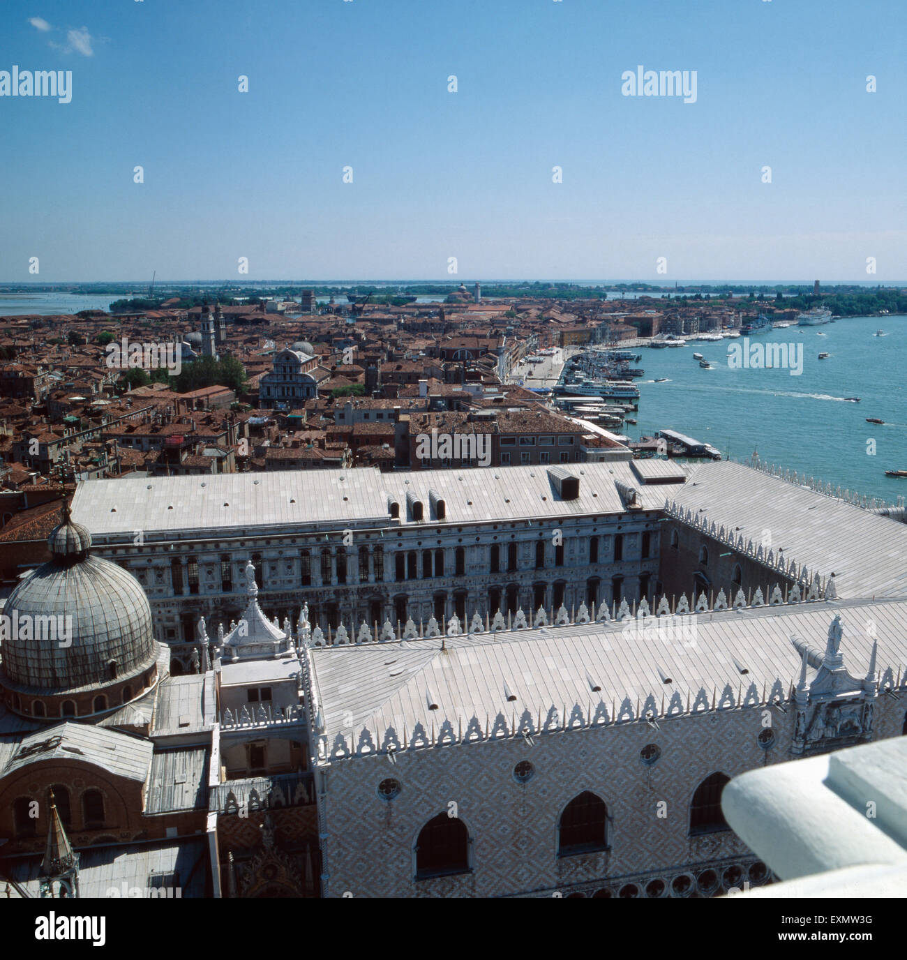 Der Markusplatz von Venedig, Italien des années 1980 er Jahre. La Place Saint Marc de Venise, Italie 1980. Banque D'Images