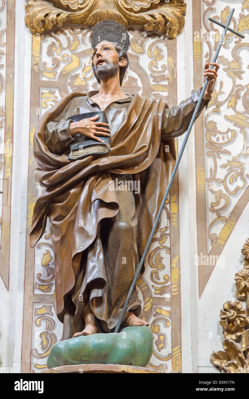 GRANADA, ESPAGNE - 29 MAI 2015 : La statue de Saint Philippe l'apôtre à l'église Nuestra Señora de las Angustias par Pedro Banque D'Images