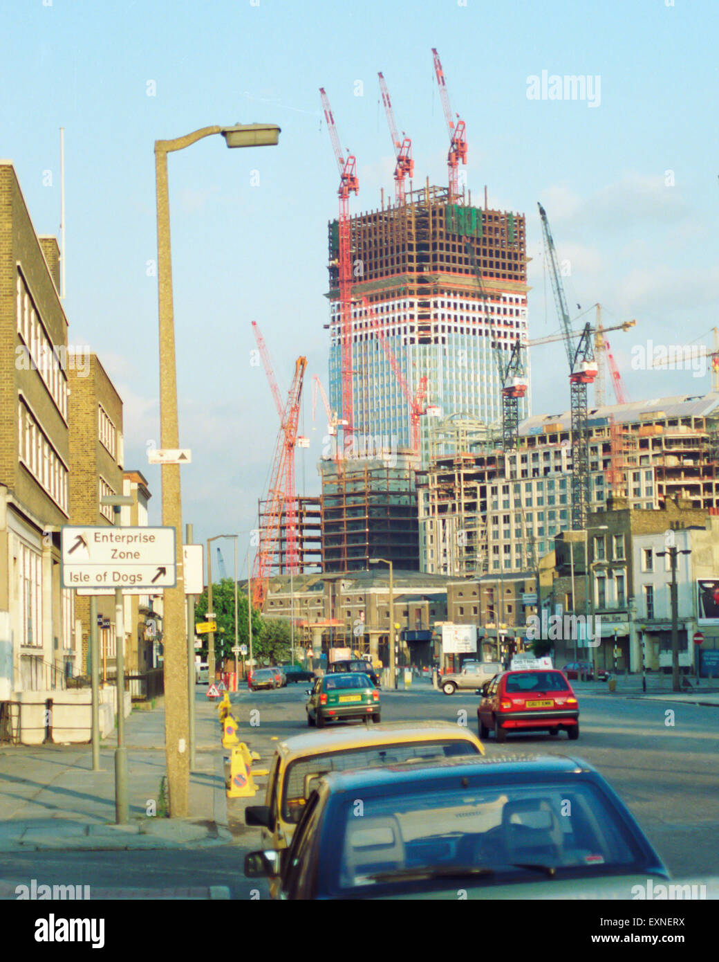One Canada Square, Canary Wharf ou Tower, Isle of Dogs London, en construction Mai 1990 Banque D'Images