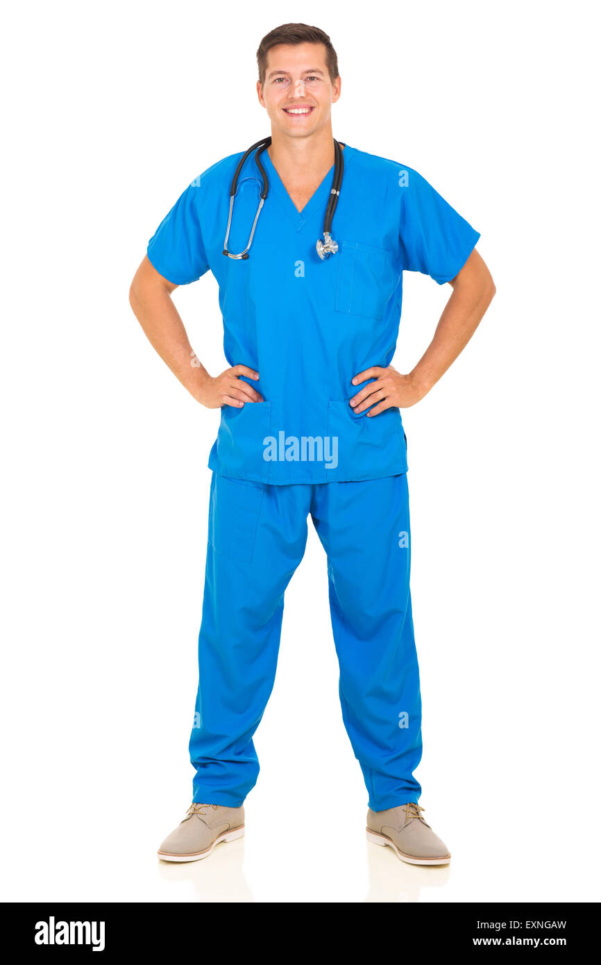 Portrait of happy doctor standing sur fond blanc Banque D'Images