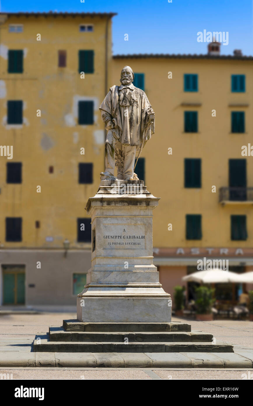 Statue de Giuseppe Garibaldi, trouve dans un carré à Lucca, Italie Banque D'Images