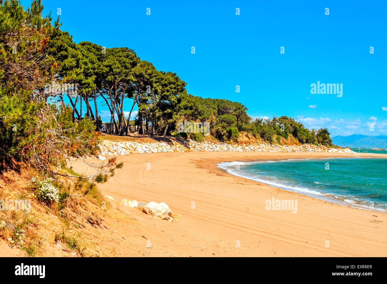 Une vue de la Platja de Sant Marti beach dans La Escala, sur la Costa Brava, Espagne Banque D'Images