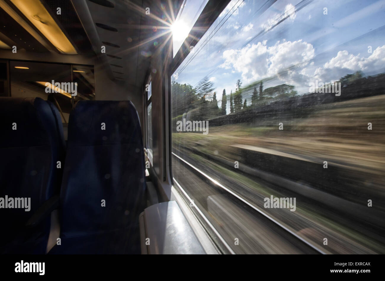 Paysage de la fenêtre du train Banque D'Images