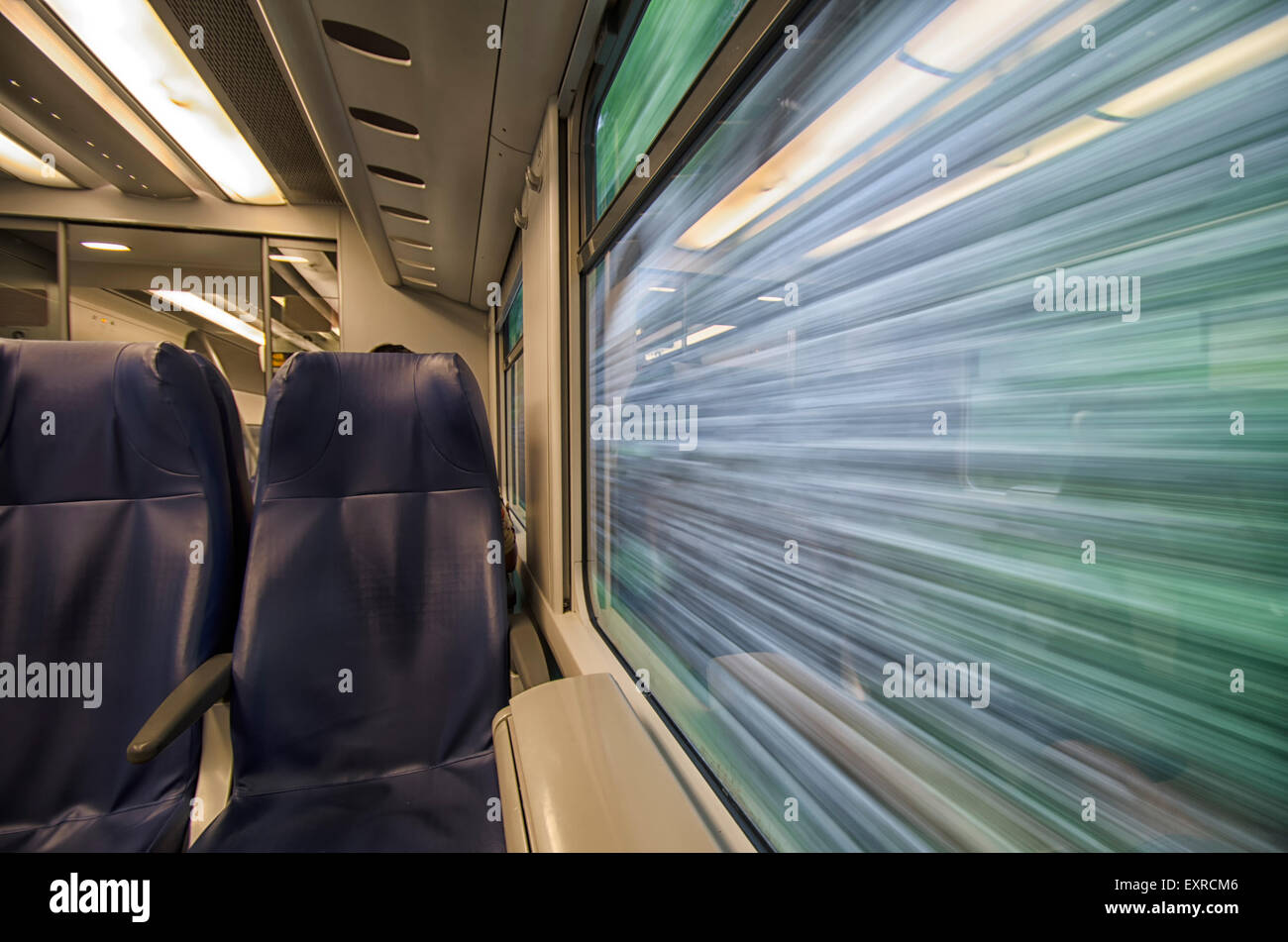 Vue de la fenêtre du train Banque D'Images