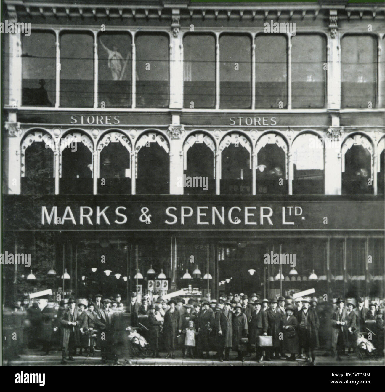1920 UK Marks and Spencer Plaque Magazine Banque D'Images
