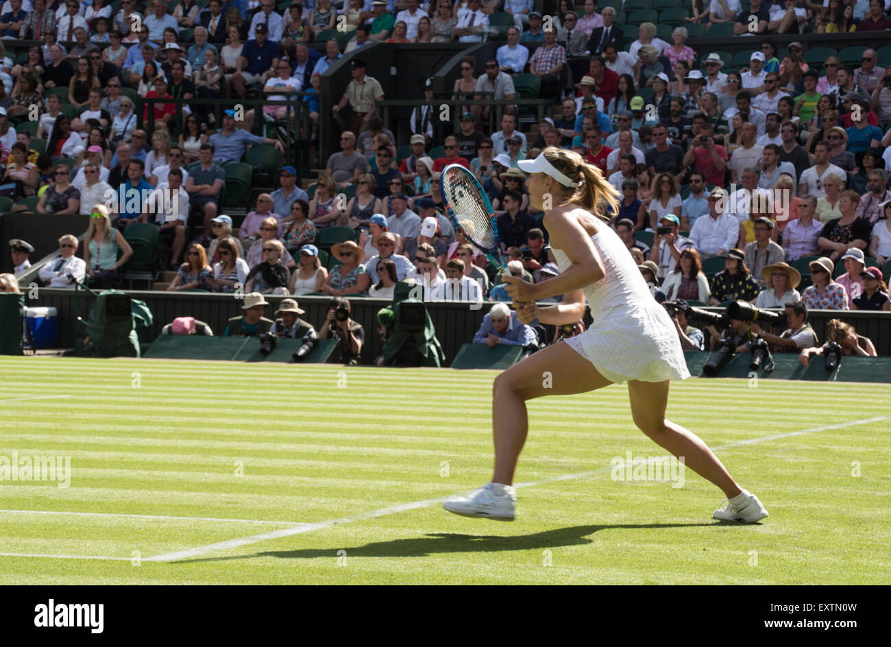 Maria Sharapova, le Court Central de Wimbledon, 2015 le jour 1 Banque D'Images