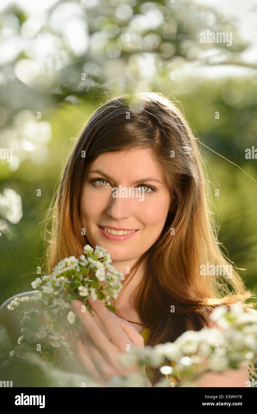 Young woman smiling, Bavaria, Germany, Europe Banque D'Images