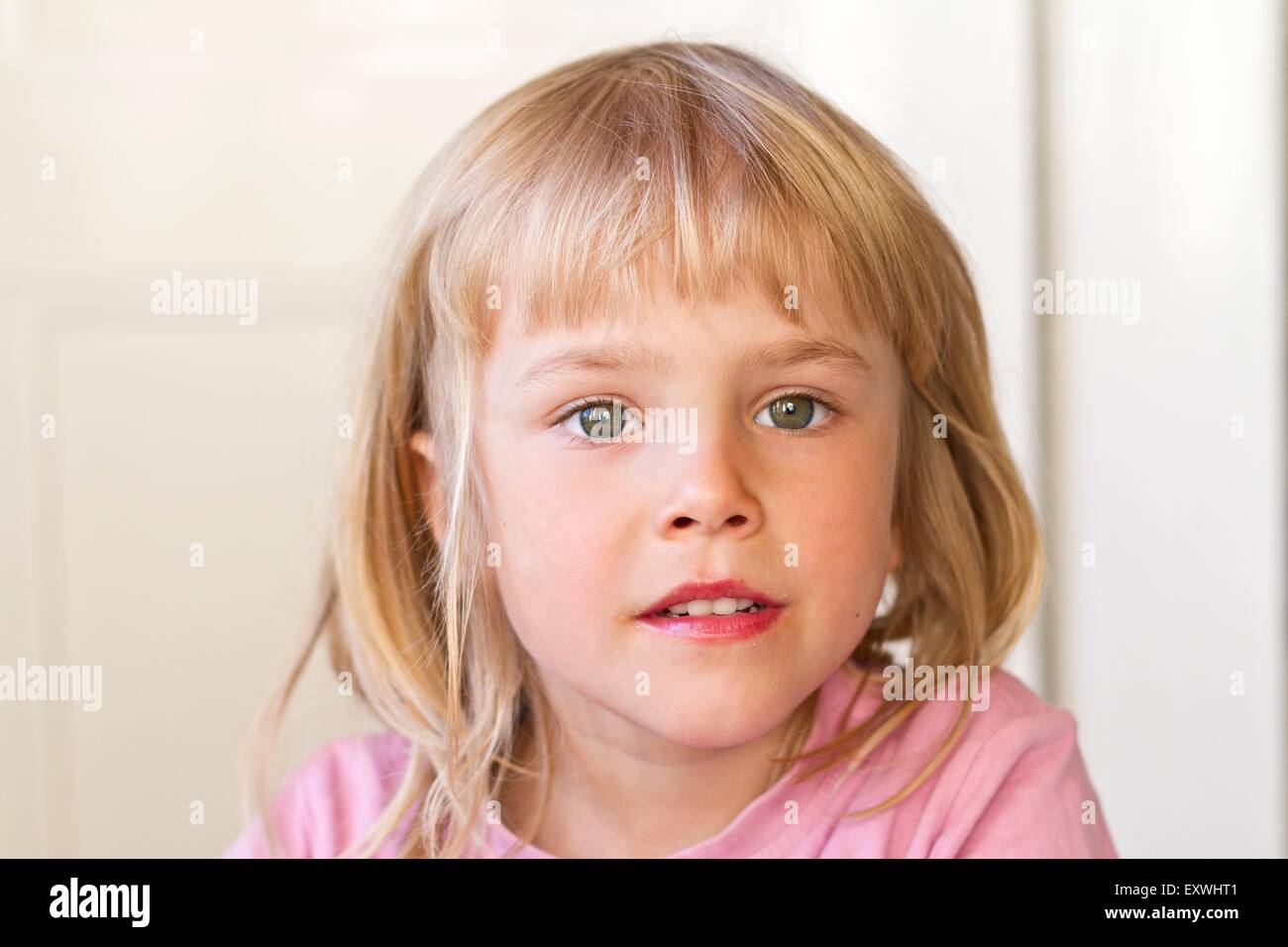 Fille blonde Banque D'Images