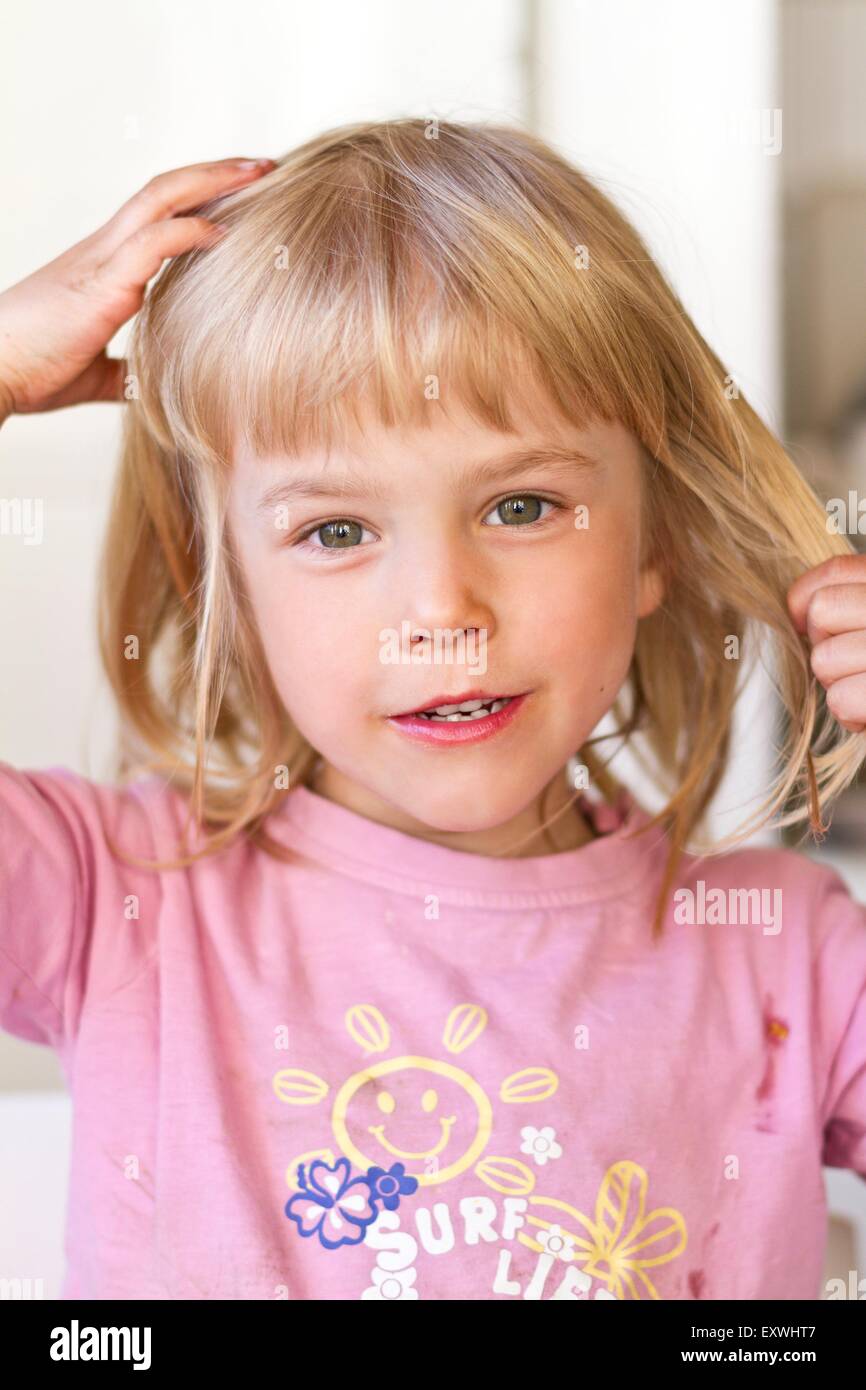 Fille blonde Banque D'Images