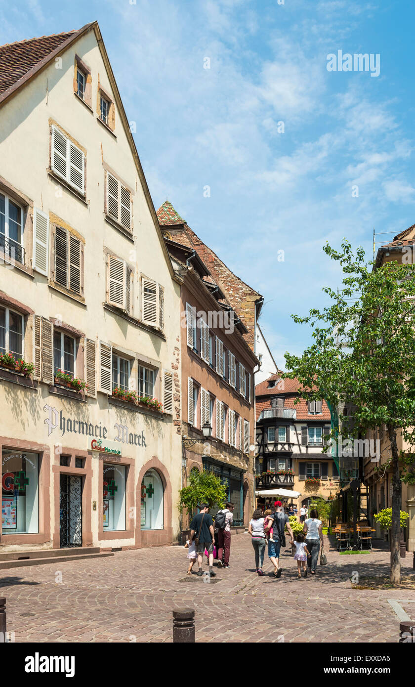 Street dans le quartier de la vieille ville de Colmar, Alsace, France, Europe Banque D'Images