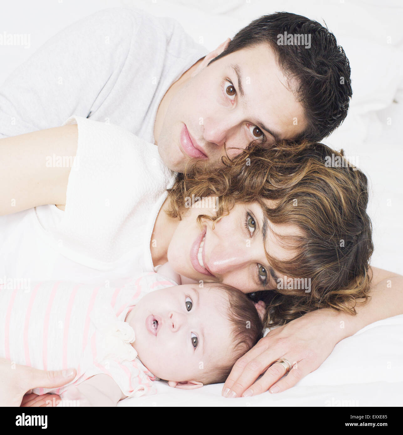 Famille avec baby, portrait Banque D'Images