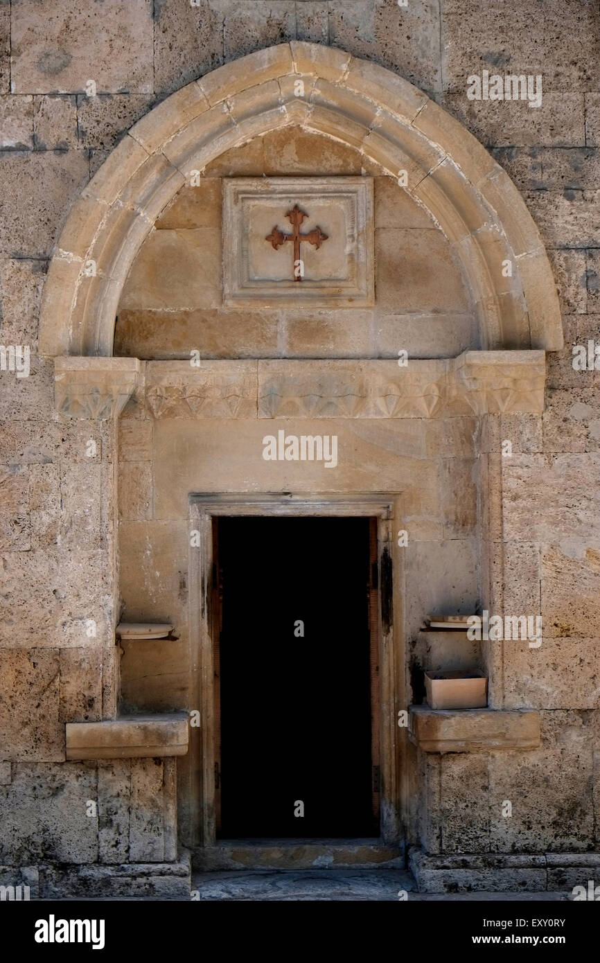 Portail de l'église Cotari Chotari ou albanais dans la ville de Nik, Azerbaïdjan Banque D'Images