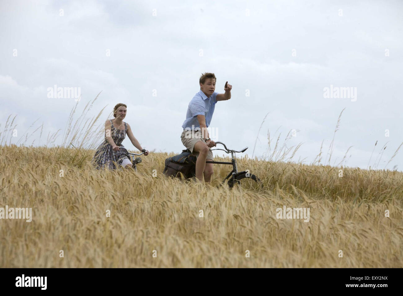 Le lecteur est un Allemand-américains 2008 drame romantique film basé sur le roman allemand de 1995 du même nom par Bernhard Schlink. Le film a été écrit par David Hare et réalisé par Stephen Daldry. Cette photo est pour un usage éditorial uniquement et est l'auteur de la société film et/ou le photographe attribué par le film ou la société de production et ne peut être reproduite que par des publications dans le cadre de la promotion du film ci-dessus. Un crédit obligatoire pour l'entreprise de film est nécessaire. Le photographe devrait également être portés lorsqu'il est connu. Banque D'Images