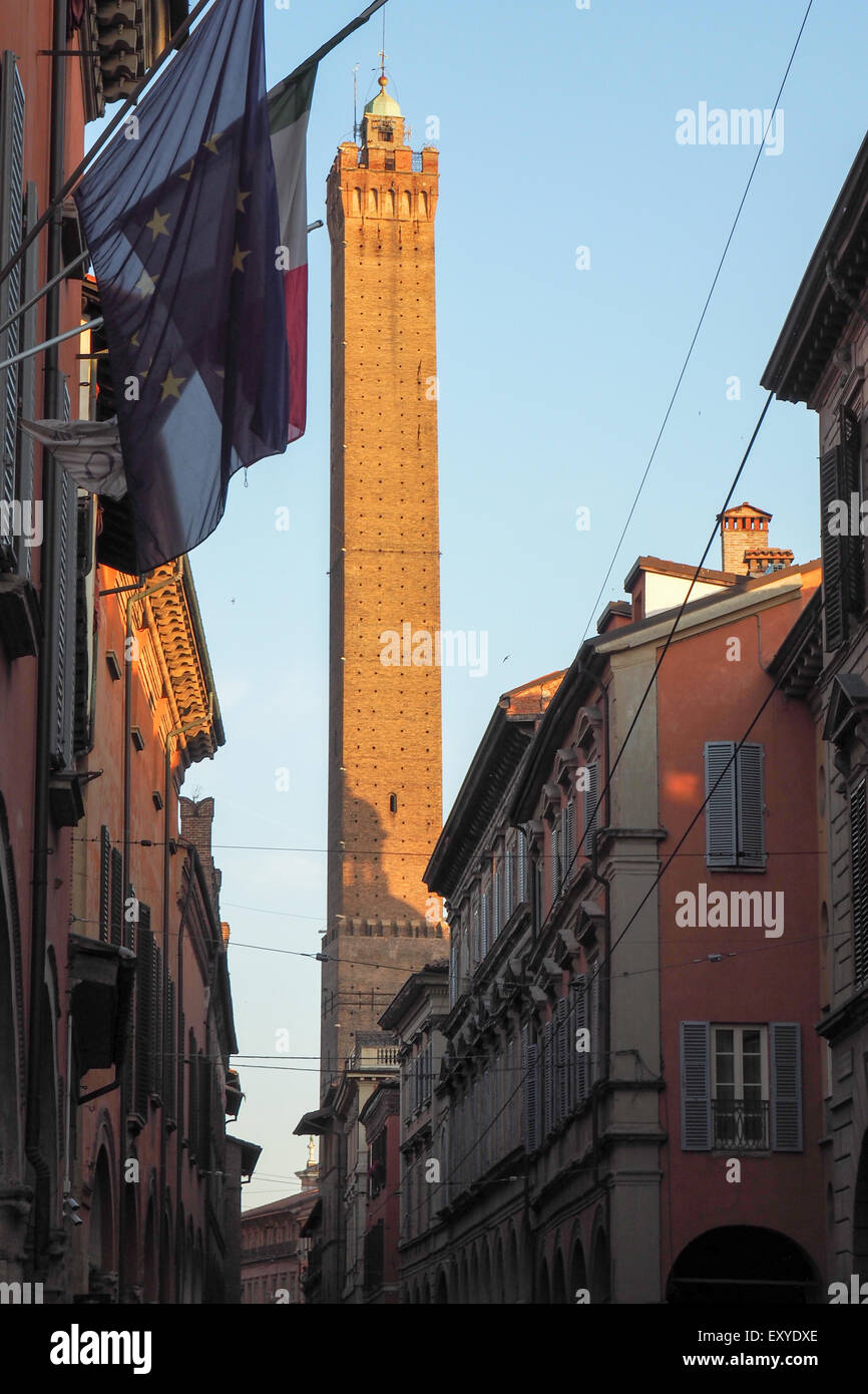 Tour Médiévale de Bologne, la Tour Asinelli, Banque D'Images