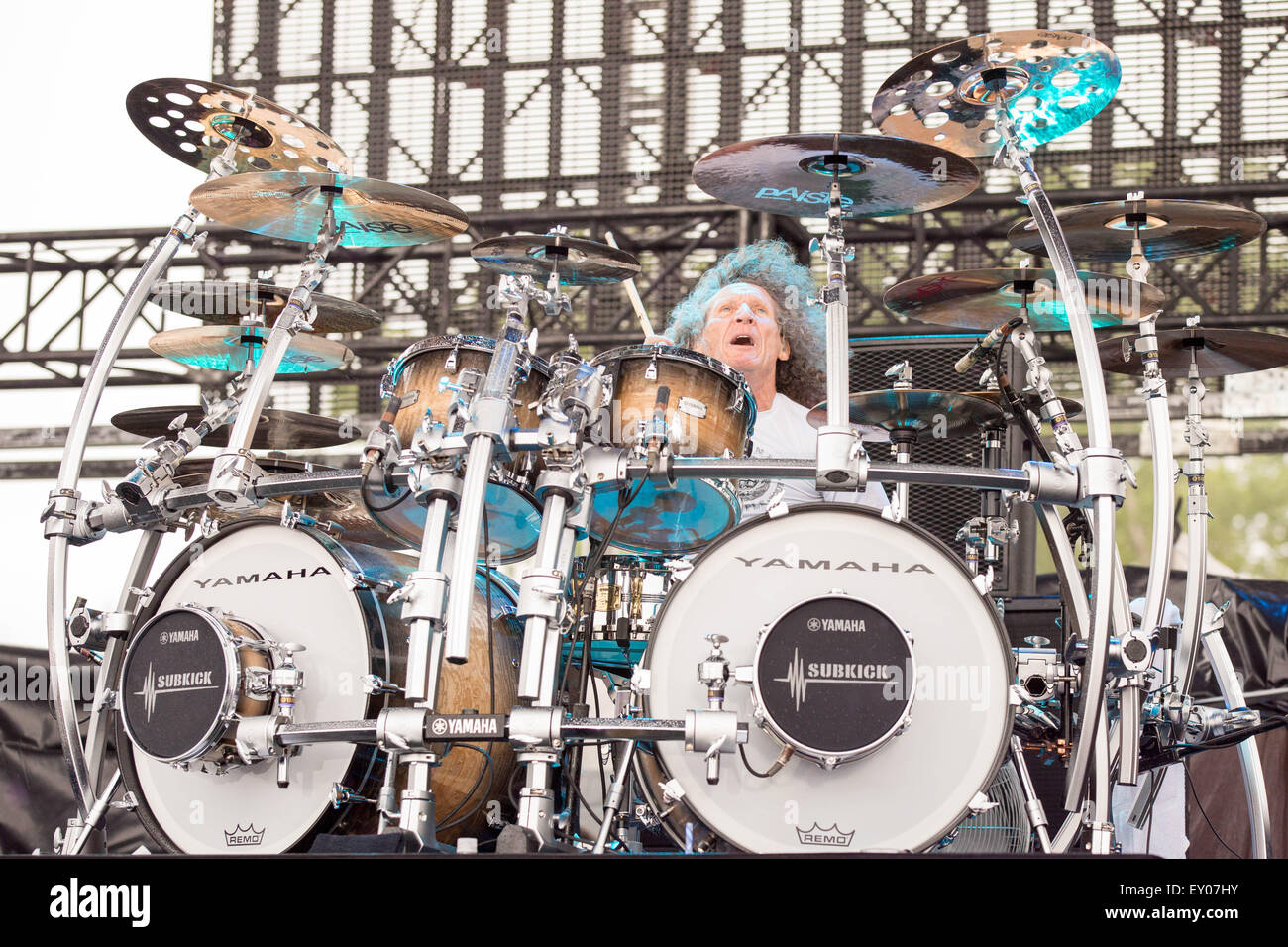 Oshkosh, Wisconsin, USA. 16 juillet, 2015. Le batteur Tommy ALDRIDGE de Whitesnake effectue à la rock live USA music festival à Oshkosh, Wisconsin © Daniel DeSlover/ZUMA/Alamy Fil Live News Banque D'Images