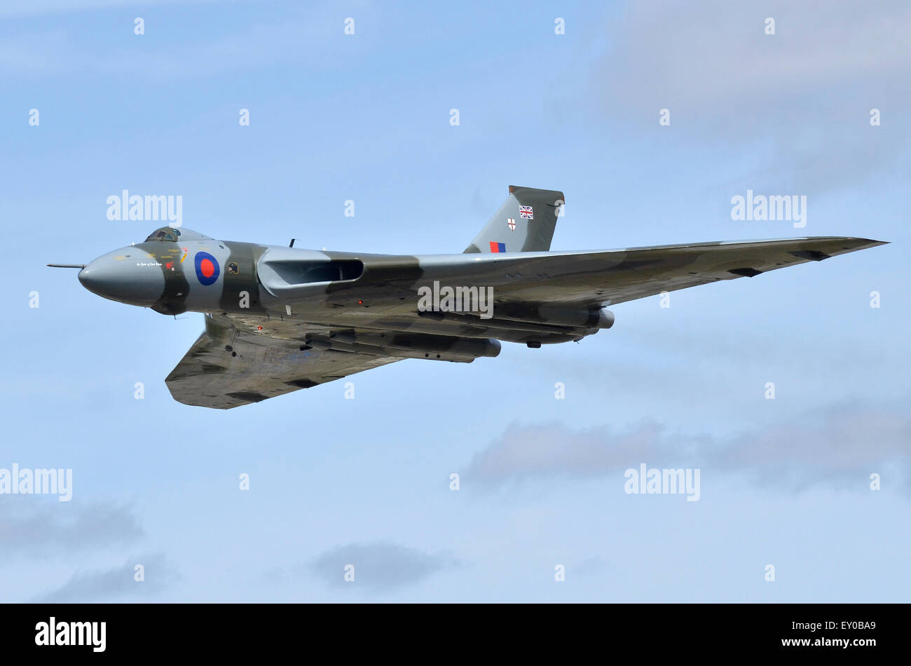 Avro Vulcan B2 bomber dans l'affichage de la RAF à RIAT 2015 camouflage, Fairford, UK. Crédit : Antony l'ortie/Alamy Live News Banque D'Images