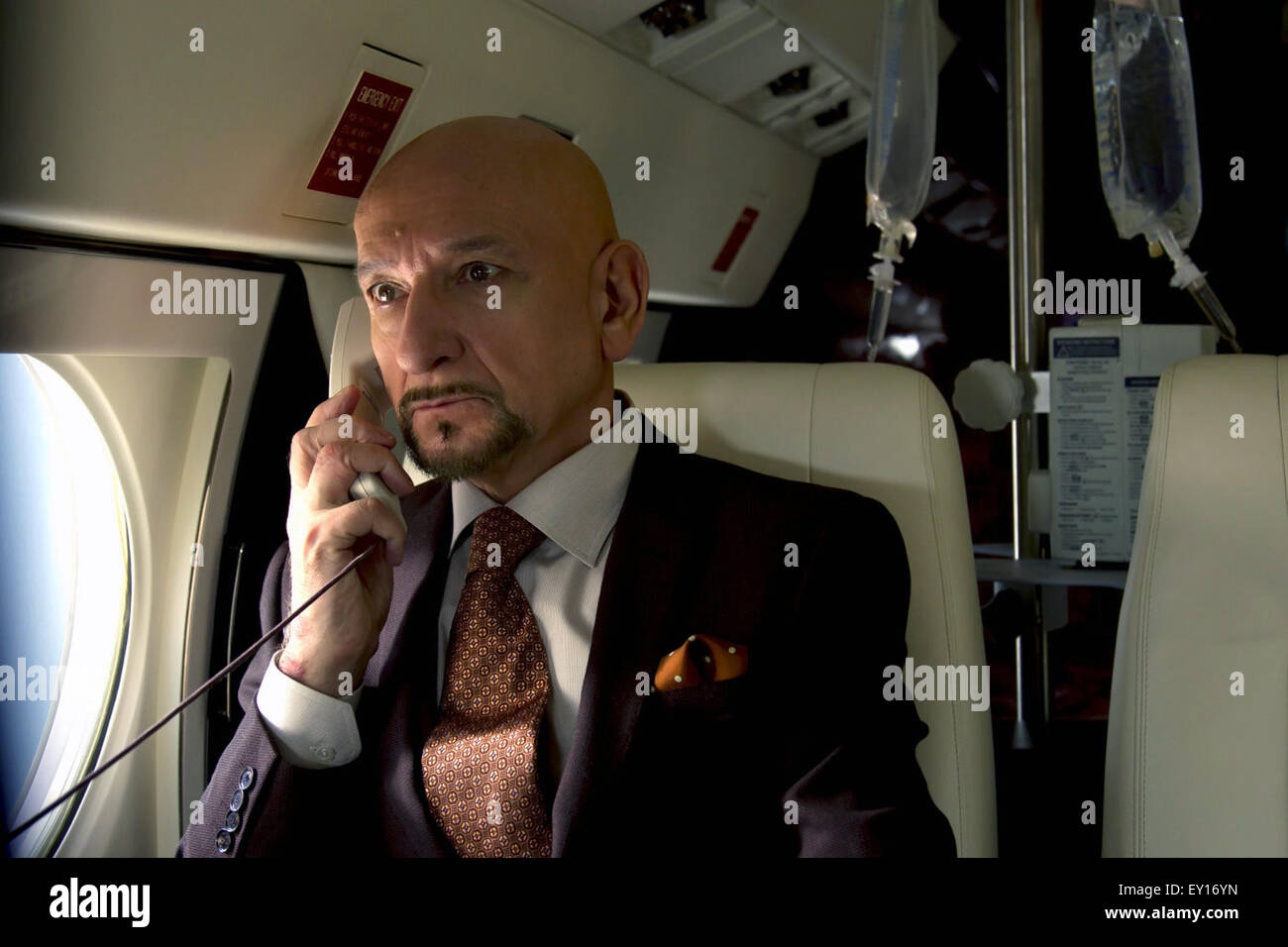 Moins d'auto/2015 est un film américain de science-fiction thriller réalisé par Tarsem Singh et écrit par David et Àlex Pastor. Le film, mettant en vedette Ryan Reynolds, Ben Kingsley, Matthew Goode, et Michelle Dockery. Cette photo est pour un usage éditorial uniquement et est l'auteur de la société film et/ou le photographe attribué par le film ou la société de production et ne peut être reproduite que par des publications dans le cadre de la promotion du film ci-dessus. Un crédit obligatoire pour l'entreprise de film est nécessaire. Le photographe devrait également être portés lorsqu'il est connu. Banque D'Images