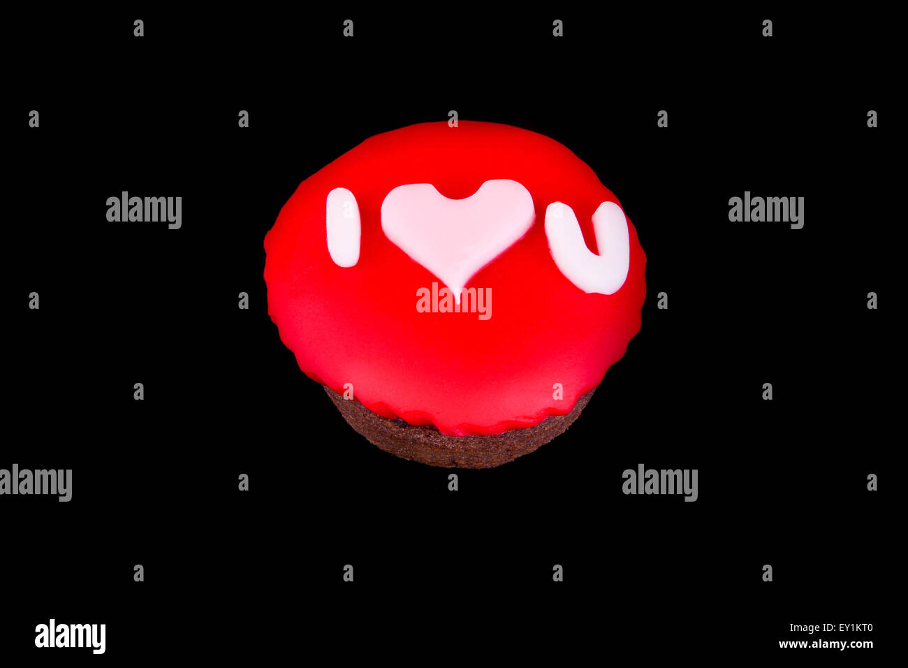 Petit Gateau Fait Avec Des Lettres Pour Dire L Amour Vous Photo Stock Alamy