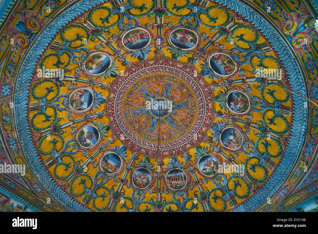 De l'intérieure de la mosquée peinte Sarana Dzamija, Tetovo, Macédoine Banque D'Images