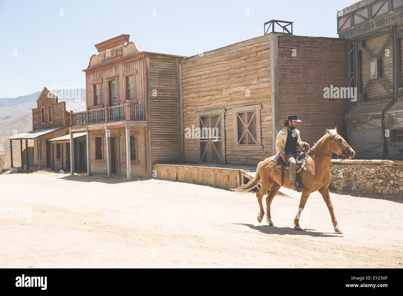 Cheval de cow-boy sur wild west de cinéma, Fort Bravo, Tabernas, Almeria, Espagne Banque D'Images