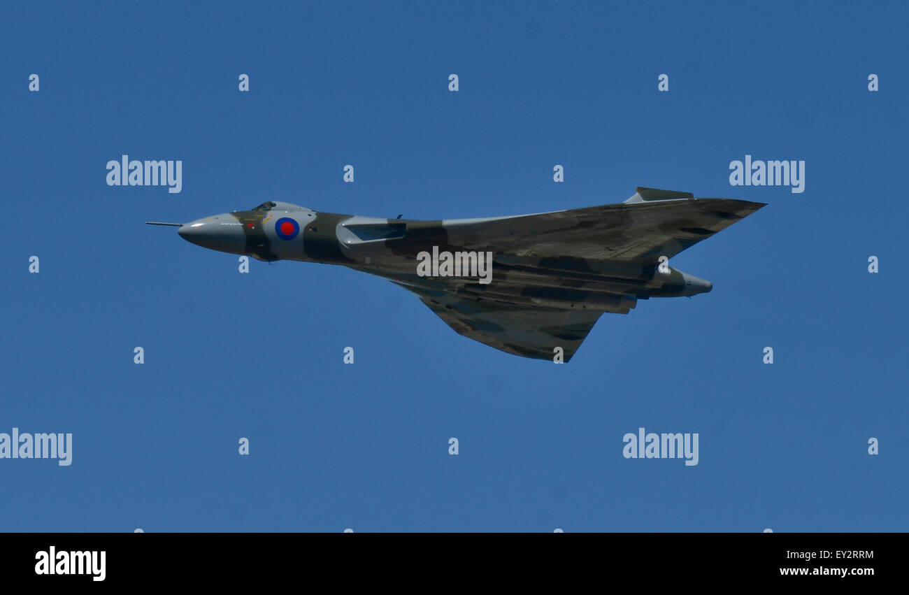 Fairford, Gloucestershire, Royaume-Uni. 19 juillet, 2015. Le XH558 Vulcan, l'affichage de l'air pour la dernière fois avant sa retraite à la Royal International Air Tattoo à Fairford de la RAF, le 19 juillet 2015 dans le Gloucestershire, en Angleterre. Credit : Jules annan/Alamy Live News Banque D'Images