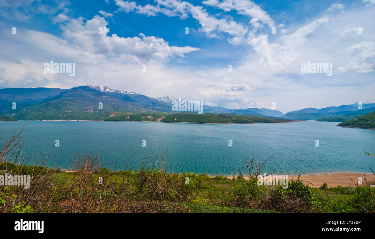 Le lac de Mavrovo, parc national de Mavrovo, Macédoine Banque D'Images