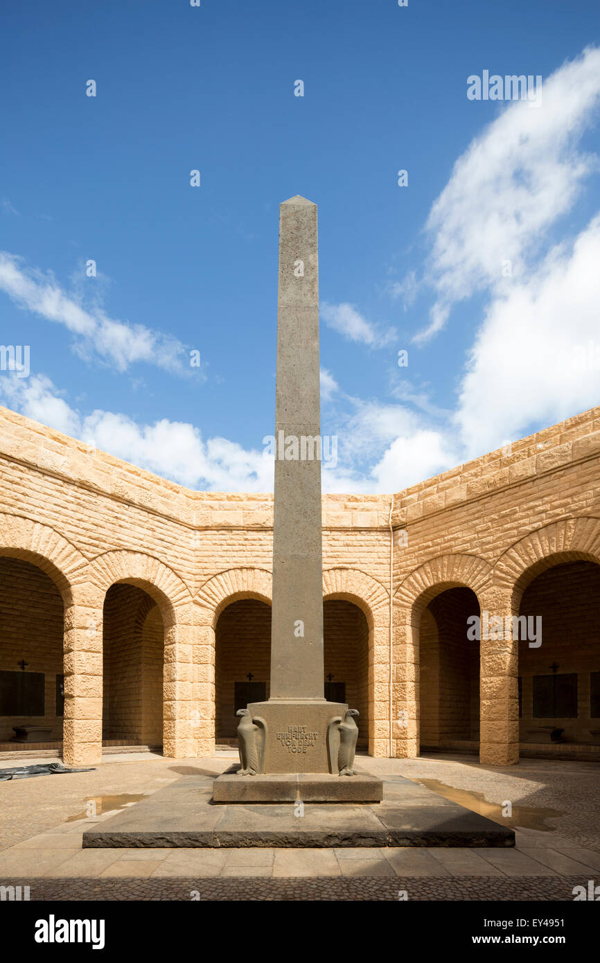 L'allemand seconde guerre mondiale mémorial, El Alamein, en Égypte Banque D'Images