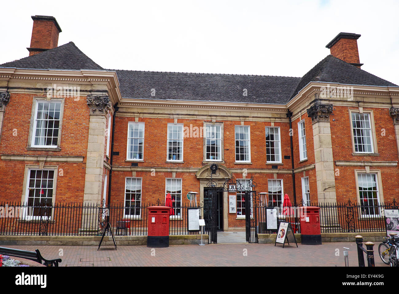 Chetwynd House ancien bureau de poste maintenant un Bar et Restaurant Greengate Street Stafford Staffordshire UK Banque D'Images