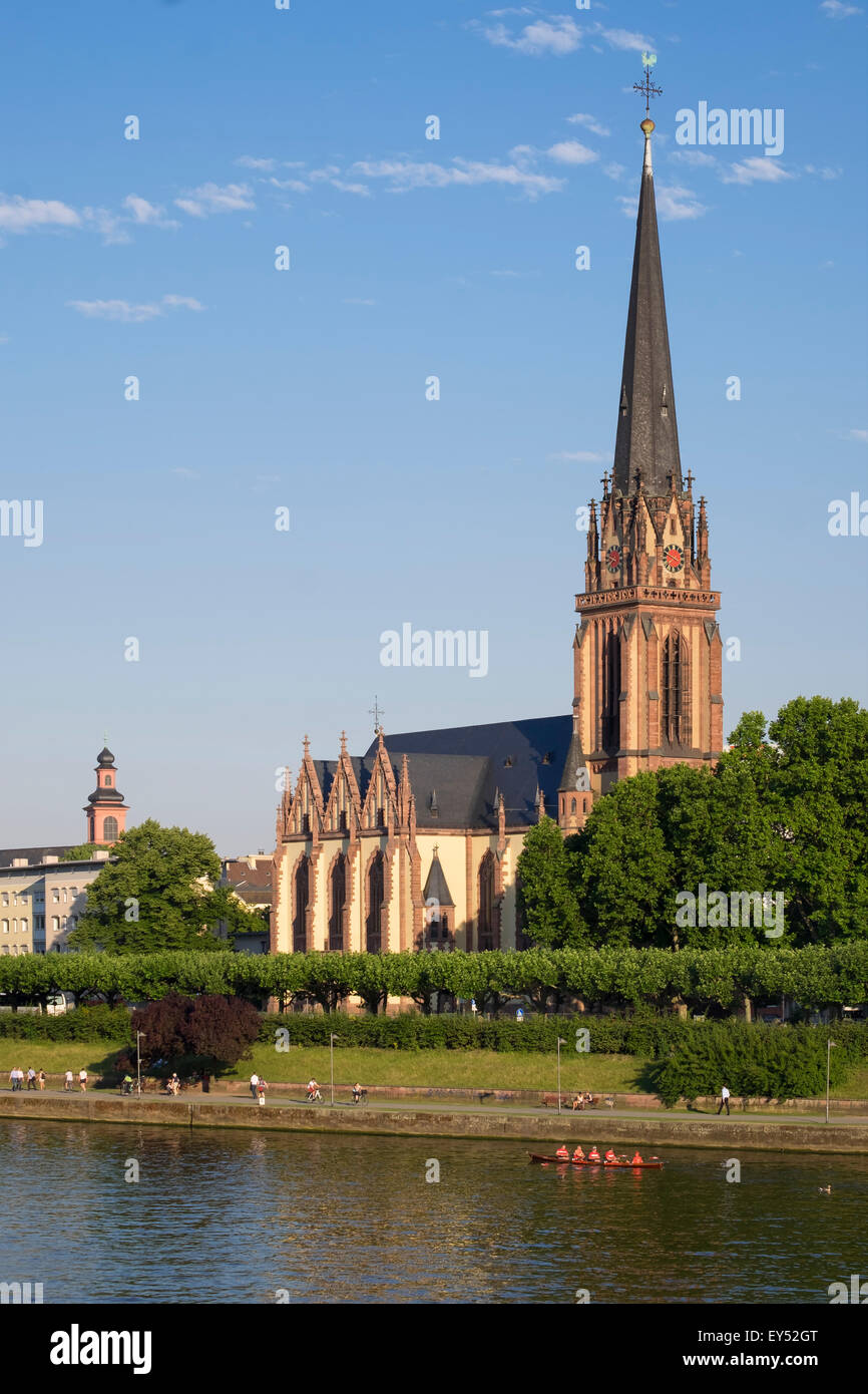 Dreikönigskirche ou l'Église des Trois Rois, Principale, Sachsenhausen, Frankfurt am Main, Hesse, Allemagne Banque D'Images