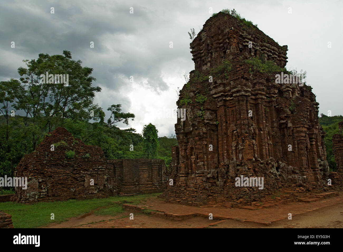 Ruines du temple hindou de mon fils complexe, Province de Quang Nam, Vietnam Banque D'Images