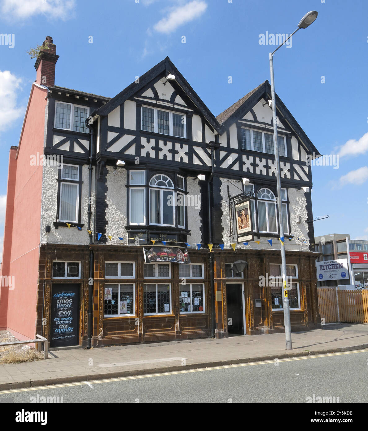 Le Kings Head Pub, Winwick St, Warrington, Cheshire, England, UK Banque D'Images