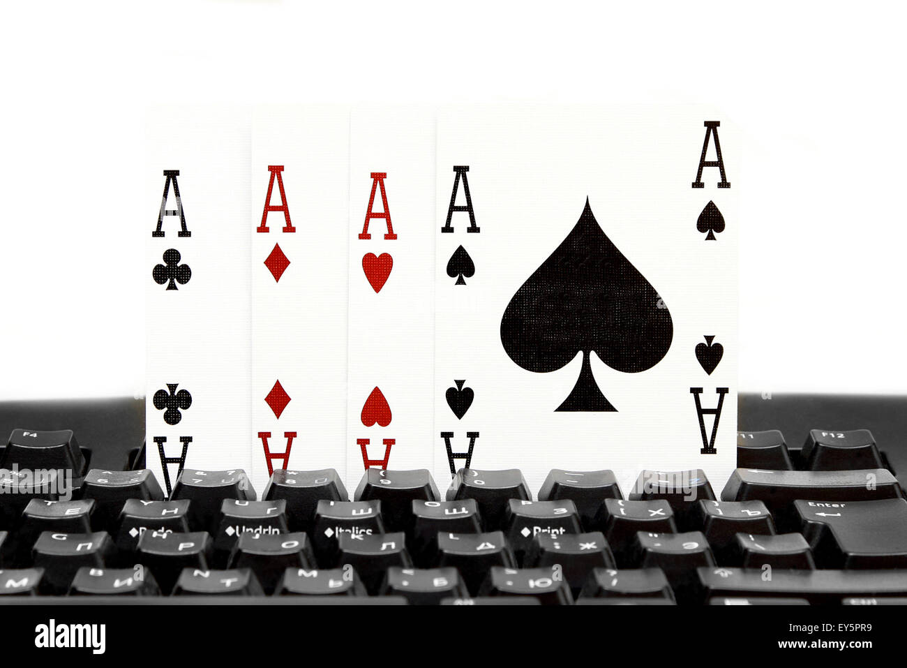 Casino internet poker quatre cartes de type aces comdination coeurs sur clavier Banque D'Images