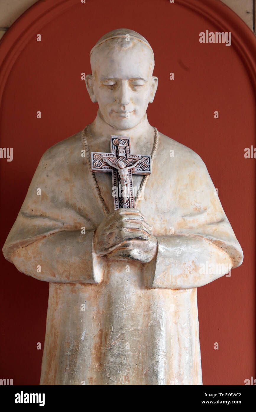 Statue de Saint Aloysius Stepinac, basilique Assomption de la Vierge Marie à Marija Bistrica, Croatie Banque D'Images