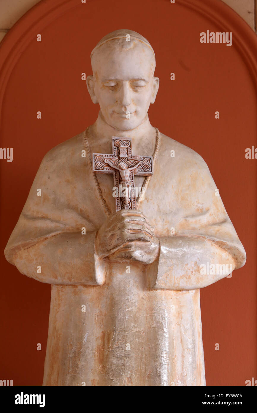 Statue de Saint Aloysius Stepinac, basilique Assomption de la Vierge Marie à Marija Bistrica, Croatie Banque D'Images