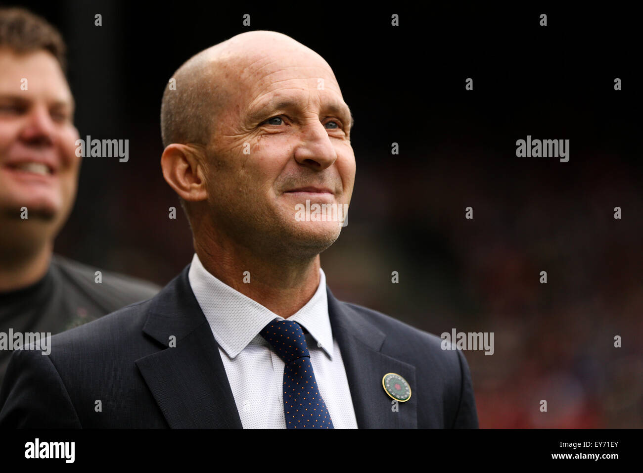 Portland, Oregon, USA. 22 juillet, 2015. L'entraîneur-chef Paul Riley épines regarde avant le jeu. Les épines Portland Seattle FC jouer le FC règne à Providence Park le 22 juillet 2015. Credit : ZUMA Press, Inc./Alamy Live News Banque D'Images